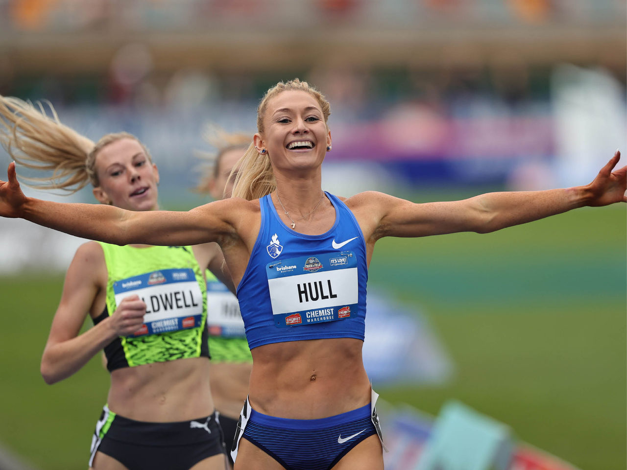 Hull crossing finish line